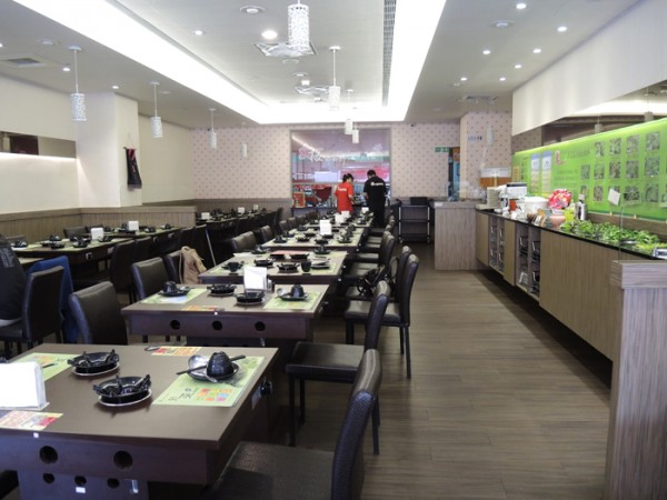 台北南京三民)櫻之田野養生野菜鍋(台北店)-吃火鍋也能看蓮花秀,回訪率100%