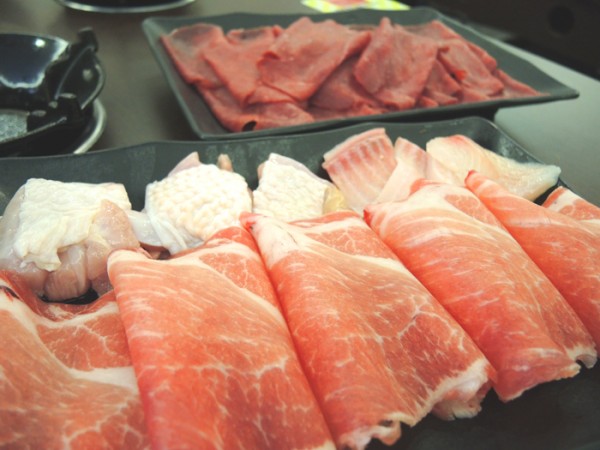 台北南京三民)櫻之田野養生野菜鍋(台北店)-吃火鍋也能看蓮花秀,回訪率100%