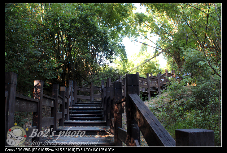 高雄.田寮-月世界特殊惡地形+泥火山