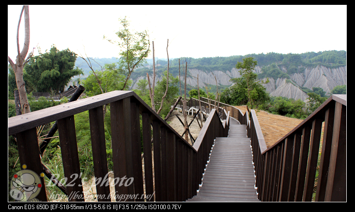 高雄.田寮-月世界特殊惡地形+泥火山