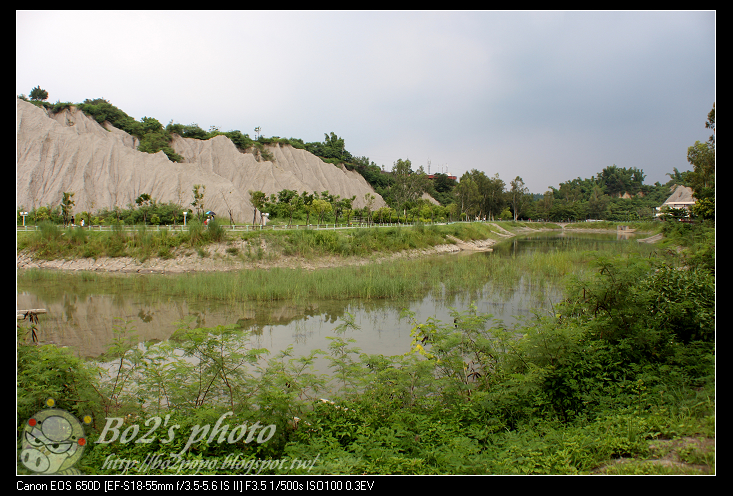 高雄.田寮-月世界特殊惡地形+泥火山