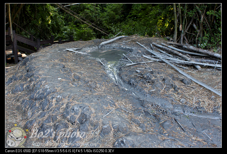高雄.田寮-月世界特殊惡地形+泥火山