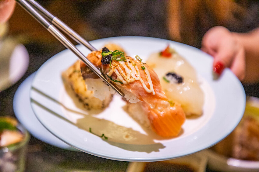 宜蘭溫泉飯店推薦，長榮鳳凰一泊二食吃到飽，溫泉度假首選。