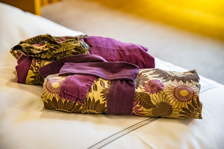 宜蘭溫泉飯店推薦，長榮鳳凰一泊二食吃到飽，溫泉度假首選。