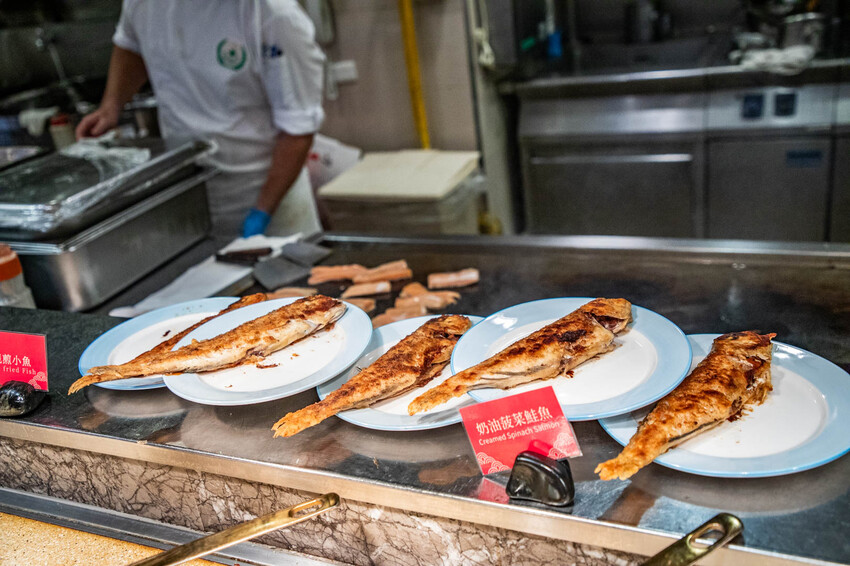 宜蘭溫泉飯店推薦，長榮鳳凰一泊二食吃到飽，溫泉度假首選。