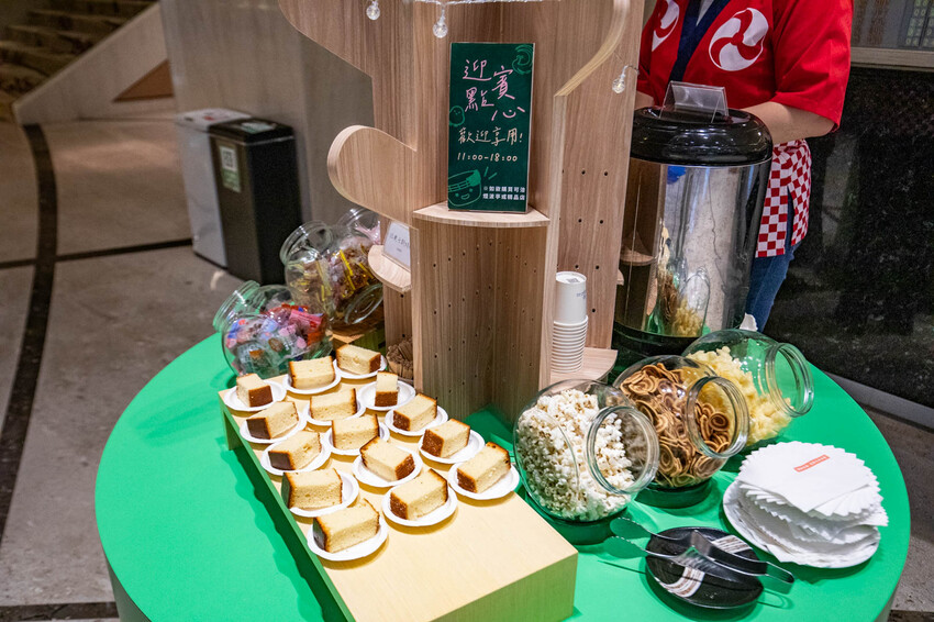 宜蘭溫泉飯店推薦，長榮鳳凰一泊二食吃到飽，溫泉度假首選。