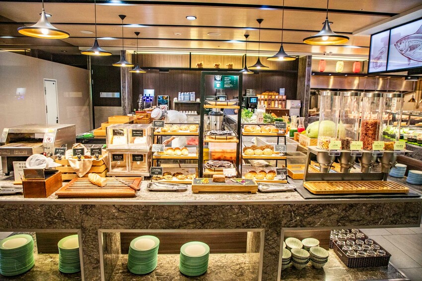 宜蘭溫泉飯店推薦，長榮鳳凰一泊二食吃到飽，溫泉度假首選。