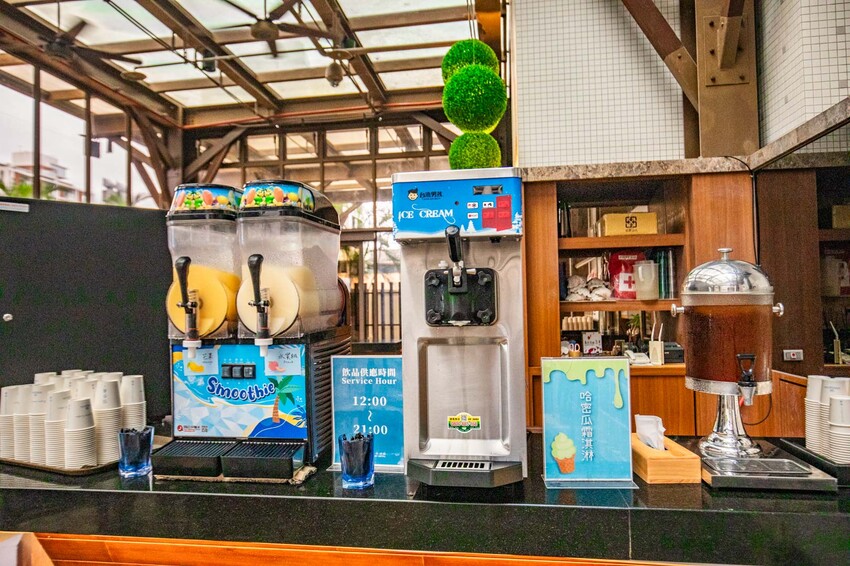 宜蘭溫泉飯店推薦，長榮鳳凰一泊二食吃到飽，溫泉度假首選。