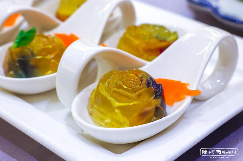 泡湯去～超人氣礁溪溫泉推薦，品嚐在地特色烤鴨六吃料理超享受！