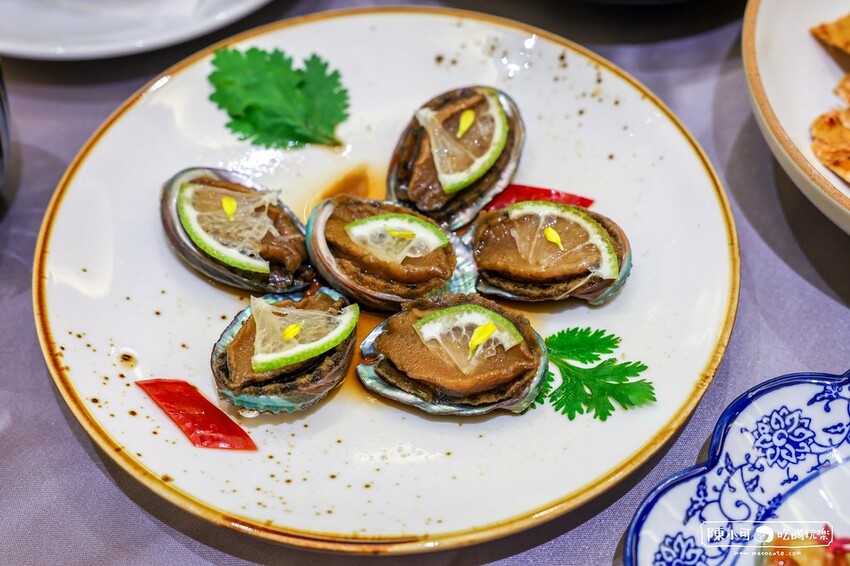 泡湯去～超人氣礁溪溫泉推薦，品嚐在地特色烤鴨六吃料理超享受！