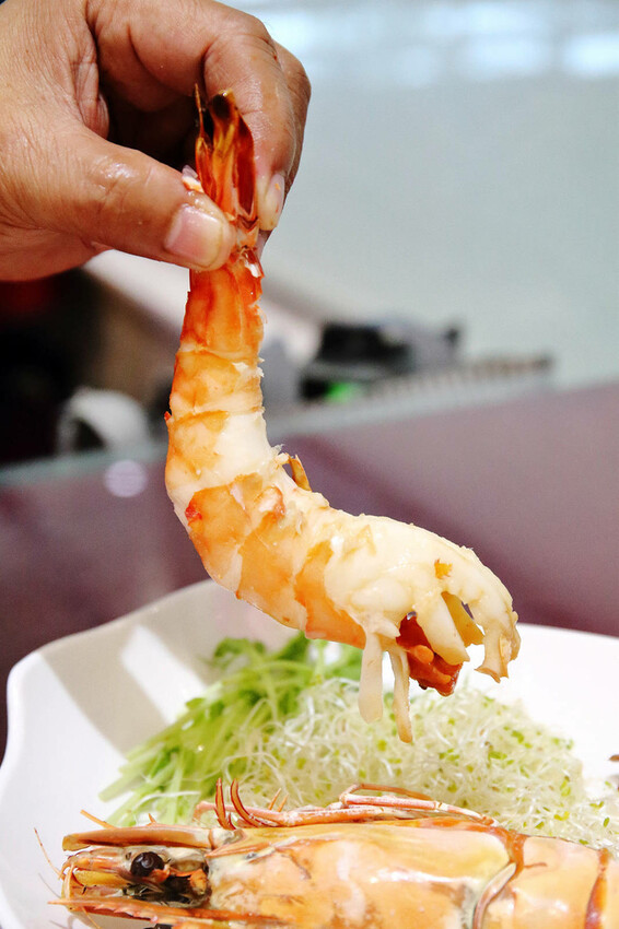 【梧棲漁港海鮮餐廳推薦】鹿港平價海鮮,代客料理價格親民,海鮮 【梧棲漁港海鮮餐廳推薦】鹿港平價海鮮,代客料理價格親民,海鮮