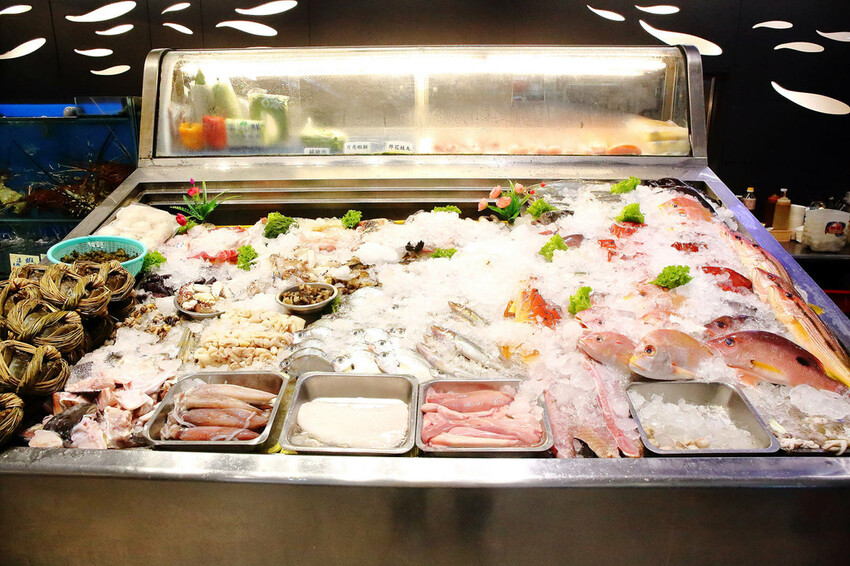 【梧棲漁港海鮮餐廳推薦】鹿港平價海鮮,代客料理價格親民,海鮮 【梧棲漁港海鮮餐廳推薦】鹿港平價海鮮,代客料理價格親民,海鮮