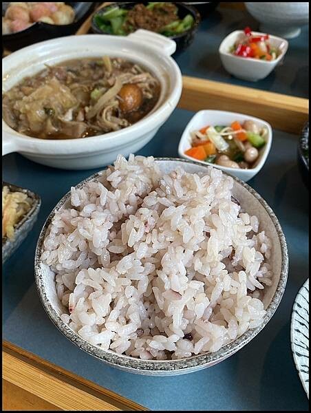 【台中南屯/寵物友善/景觀餐廳推薦】【田寮農莊】庭園景觀餐廳