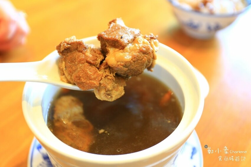 台中南屯|田寮農莊-飄香20年中式古早味湖景庭園.寵物友善景觀餐廳.午餐.下午茶.晚餐.辦桌簡餐.包廂吹冷氣|