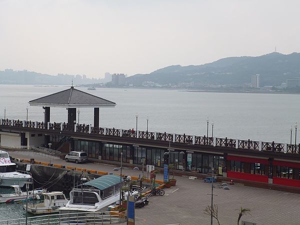 淡水漁人碼頭:走到童話故事的漁港--我在淡水漁人碼頭的隨想日記