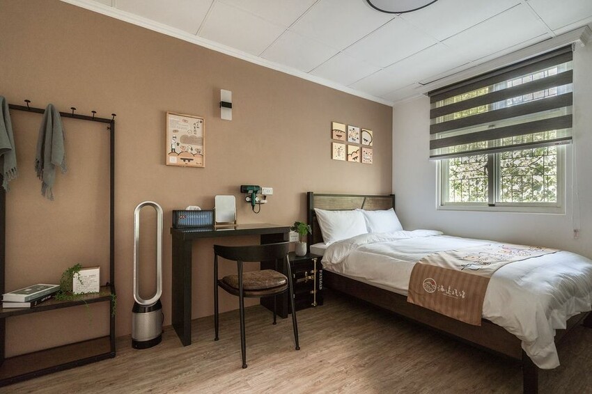 海邊民宿 Hibnb Guesthouse l 寵物友善旅宿-復刻工業-雙人房 | 寵物友善房型-3