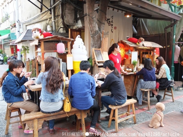 府中街：【旅行遊記。台南中西區】台南府中街。古今融合再造老街新風格 與喧鬧車水馬龍的短暫隔離