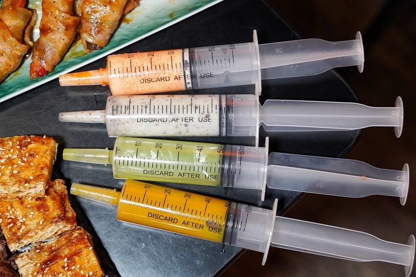 平價居酒屋推薦!「紅紅木串燒」餐點有近百種選擇,更還有不少特色私房料理,營業至凌晨四點,完全是聚餐宵夜首選!(日式串燒/熱炒/啤酒/鍋物) - 阿華田的美食日記