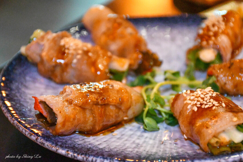 三重自強路串燒│紅紅木串燒27 三星蔥豬肉卷 剝皮椒豬肉捲---.jpg