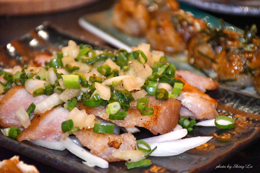 三重自強路串燒│紅紅木串燒24 蔥鹽松阪豬.jpg