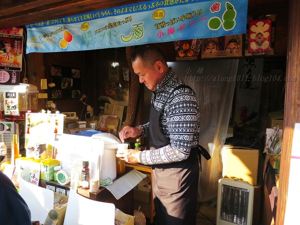 湯布院湯の坪街道(由布見通)：好玩.. 好吃.. 好好逛...    の湯布院町