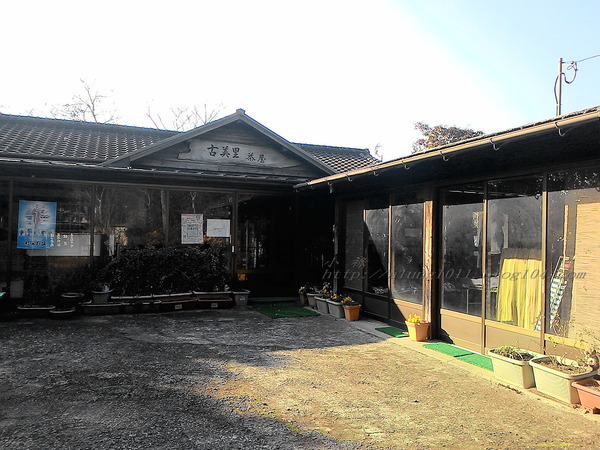 湯布院湯の坪街道(由布見通)：好玩.. 好吃.. 好好逛...    の湯布院町