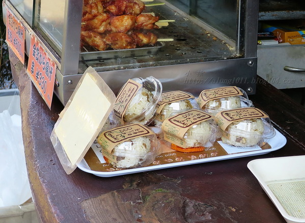 湯布院湯の坪街道(由布見通)：好玩.. 好吃.. 好好逛...    の湯布院町