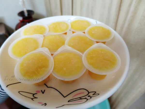 湯布院湯の坪街道(由布見通)：好玩.. 好吃.. 好好逛...    の湯布院町