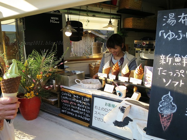 湯布院湯の坪街道(由布見通)：好玩.. 好吃.. 好好逛...    の湯布院町
