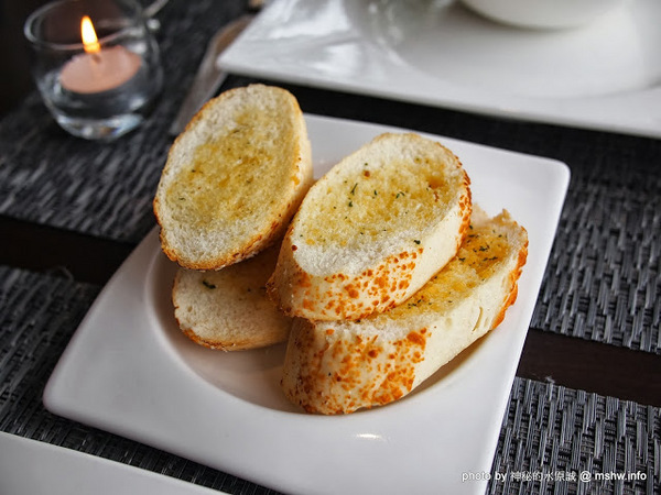 米克諾斯花園餐廳：【食記】田野中的失落莊園 @ 南投-中興新村-Mykonos 米克諾斯-經典品味花園