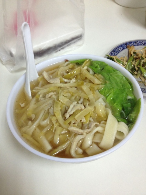 [城中市場] Ｑ彈貓耳朵、手工家常麵、酸甜愛玉冰