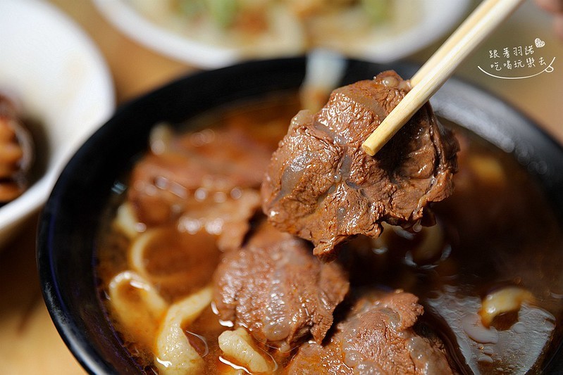 信維市場山東老鄒刀切麵34