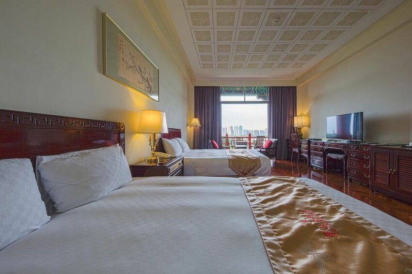 高雄圓山大飯店|可選購一泊二食-湖景四人客房-3 高雄圓山大飯店|可選購一泊二食-湖景四人客房-3