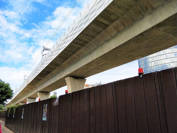 20號倉庫：【台中市景點】20號倉庫藝術特區~死亡工業展，設計感十足充滿藝文氣息的地方