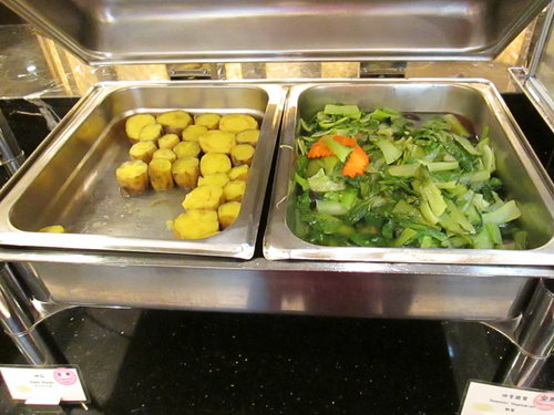 高雄商旅 URBAN HOTEL 33：201308142010高雄商旅--簡單、乾淨又交通便利