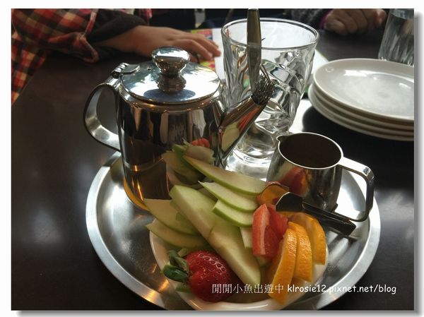 IMG_2300.jpg IMG_2300.jpg