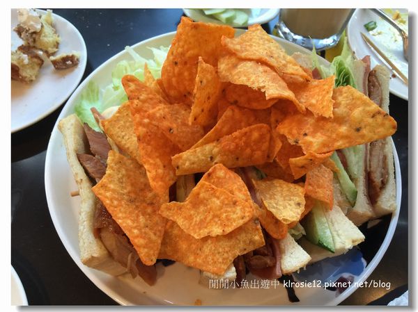 IMG_2323.jpg IMG_2323.jpg