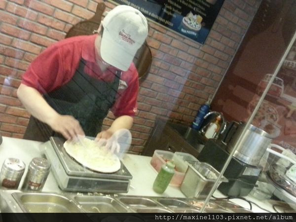 CYMERA_20140525_122759.jpg CYMERA_20140525_122759.jpg