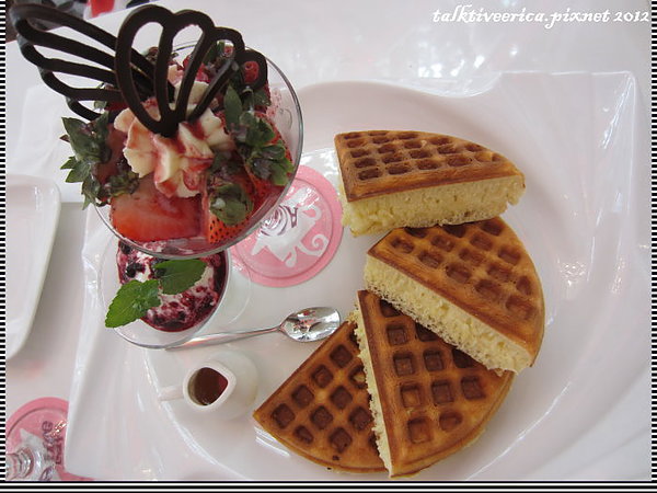 『呷』「信義區」美味料理@愛麗絲咖啡