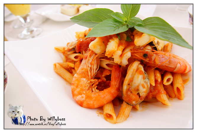 試吃－粉紅夢幻少女風 愛麗絲咖啡(台北信義區)