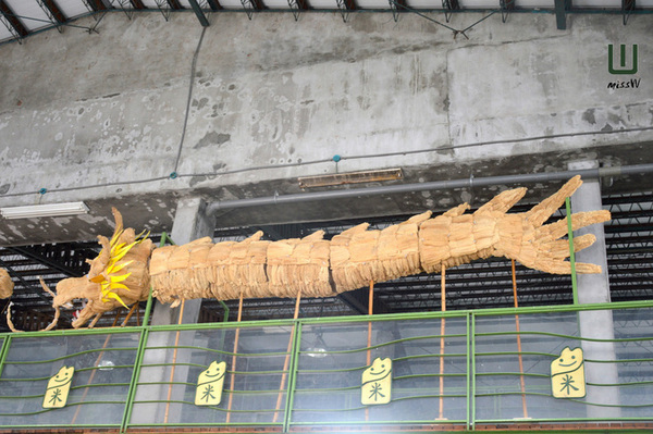 關山米國學校:台東|關山米國學校、古早味大碗公飯 一年僅二收的限定美味 重新找回吃米的原味感動 關山米國學校:台東|關山米國學校、古早味大碗公飯 一年僅二收的限定美味 重新找回吃米的原味感動