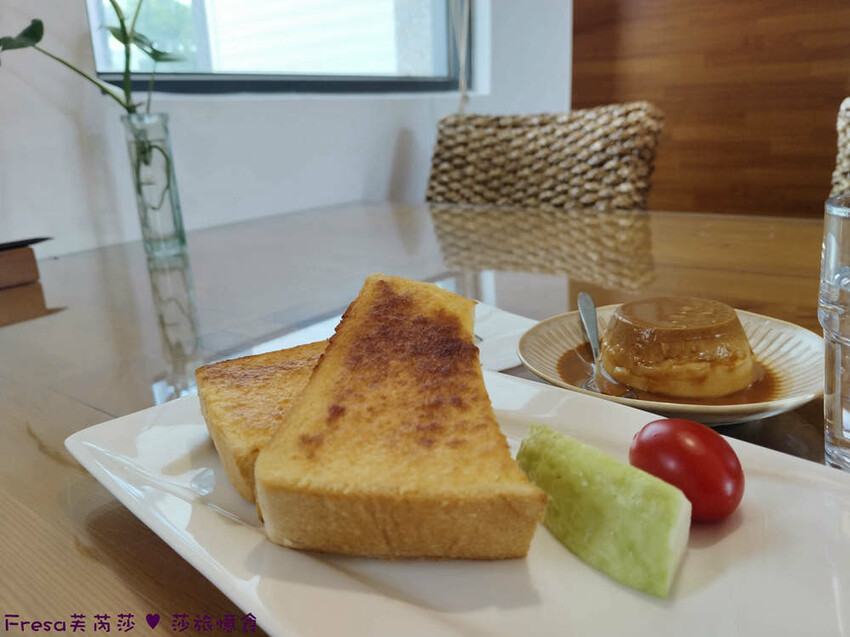 台南市仁德區台南咖啡【微笑虎山藝文咖啡館】十鼓文化村附近咖啡館.綠意庭院文青木質氛圍│布丁輕食│奇美博物館│仁德美食