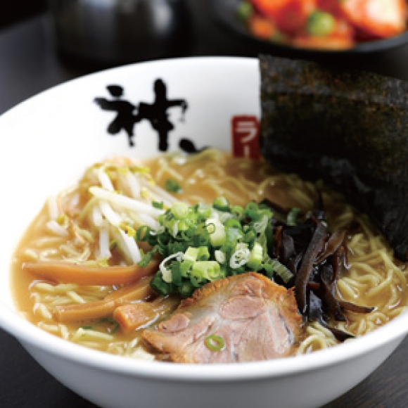 點我看百元有找拉麵店喔!