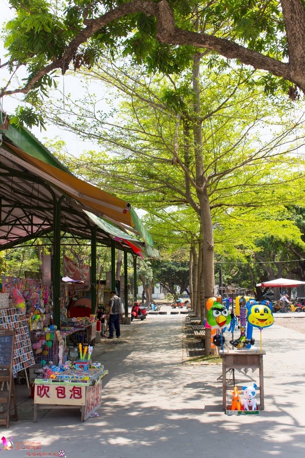 南州糖廠:屏東︱台糖南州觀光糖廠 100元玩一整天的充氣滑梯,冷門景點不用人擠人! 南州糖廠:屏東︱台糖南州觀光糖廠 100元玩一整天的充氣滑梯,冷門景點不用人擠人!