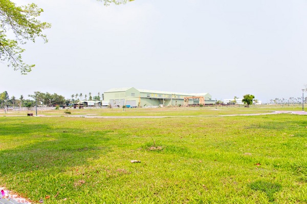 南州糖廠:屏東︱台糖南州觀光糖廠 100元玩一整天的充氣滑梯,冷門景點不用人擠人! 南州糖廠:屏東︱台糖南州觀光糖廠 100元玩一整天的充氣滑梯,冷門景點不用人擠人!