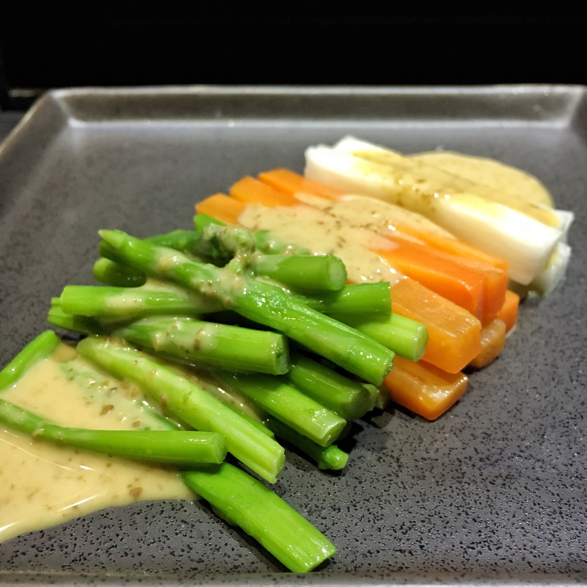 台北西門 | 樂麵屋西門限定！二郎風蒜味拉麵