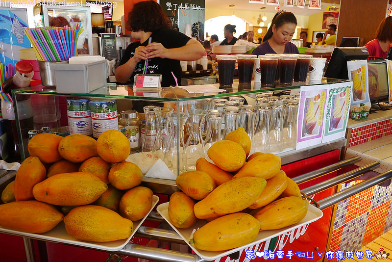【屏東▍親子餐廳】台灣牛四學士姊妹牛肉麵♥來墾丁都會經過,肚子餓不訪來一碗牛肉麵吧!!