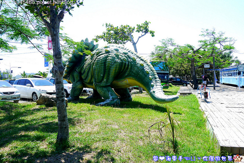 【屏東▍親子餐廳】台灣牛四學士姊妹牛肉麵♥來墾丁都會經過,肚子餓不訪來一碗牛肉麵吧!!