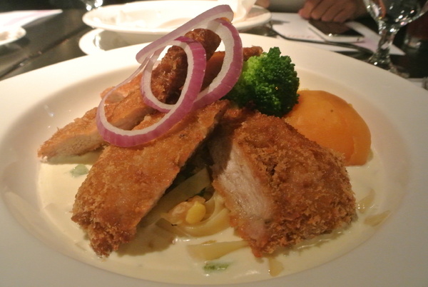 La gondola宮都拉義式主題餐廳:氣氛佳~口味佳~服務也不賴~好吃高級義大利麵~ La gondola宮都拉義式主題餐廳:氣氛佳~口味佳~服務也不賴~好吃高級義大利麵~