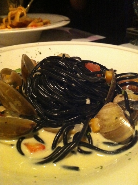 La gondola宮都拉義式主題餐廳:氣氛佳~口味佳~服務也不賴~好吃高級義大利麵~ La gondola宮都拉義式主題餐廳:氣氛佳~口味佳~服務也不賴~好吃高級義大利麵~